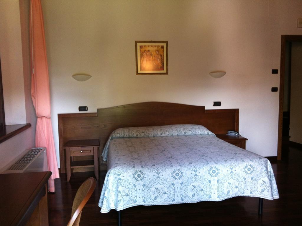 Agriturismo La Cantina Ascoli Piceno Rom bilde