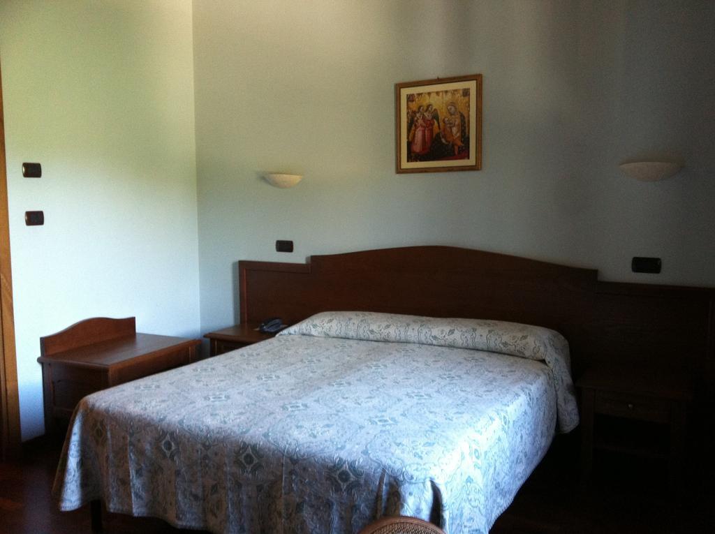 Agriturismo La Cantina Ascoli Piceno Rom bilde